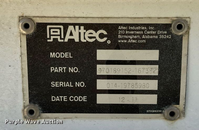 image for item DV1926 2012 Kenworth digger derrick truck