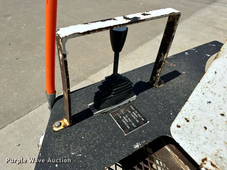 image for item DV1926 2012 Kenworth digger derrick truck