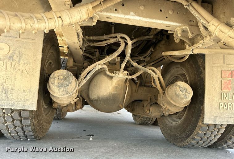 image for item DV1926 2012 Kenworth digger derrick truck