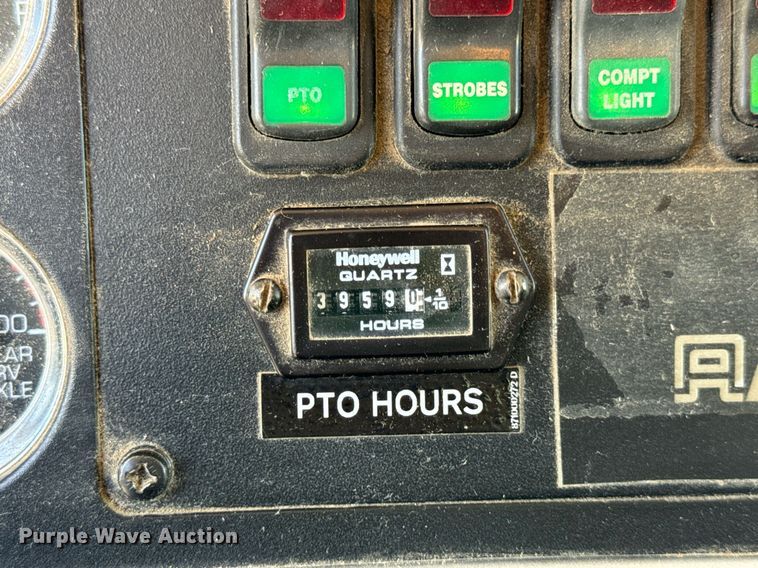 image for item DV1926 2012 Kenworth digger derrick truck