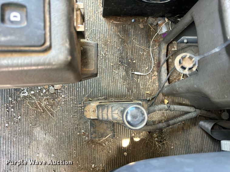 image for item DV1926 2012 Kenworth digger derrick truck