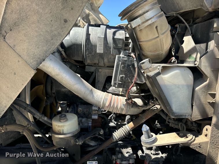 image for item DV1926 2012 Kenworth digger derrick truck