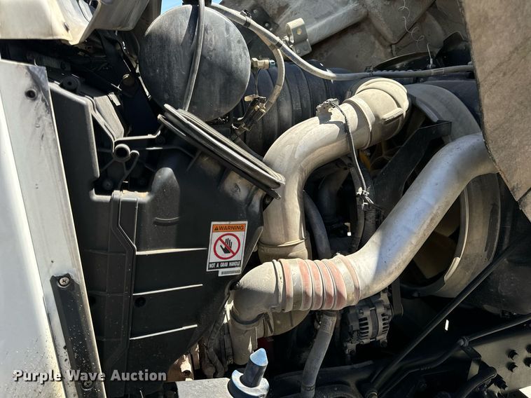 image for item DV1926 2012 Kenworth digger derrick truck