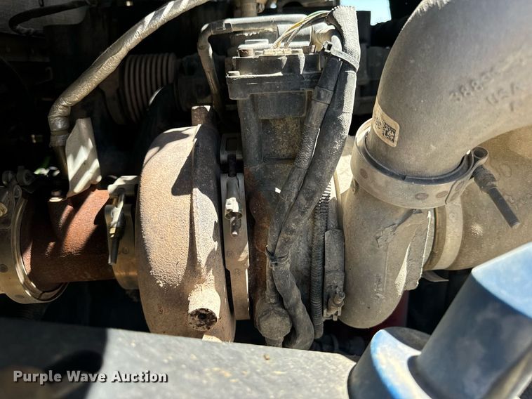 image for item DV1926 2012 Kenworth digger derrick truck