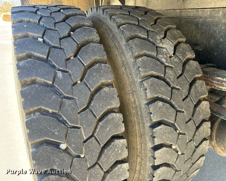 image for item DV1927 2002 Sterling Acterra dump flatbed truck