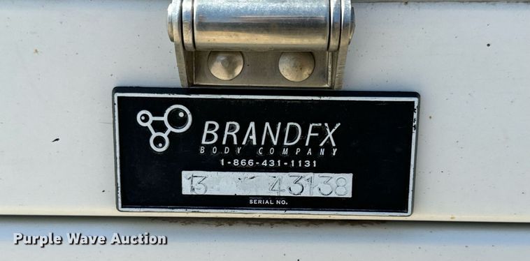 image for item DV1929 2014 Kenworth T370 bucket truck