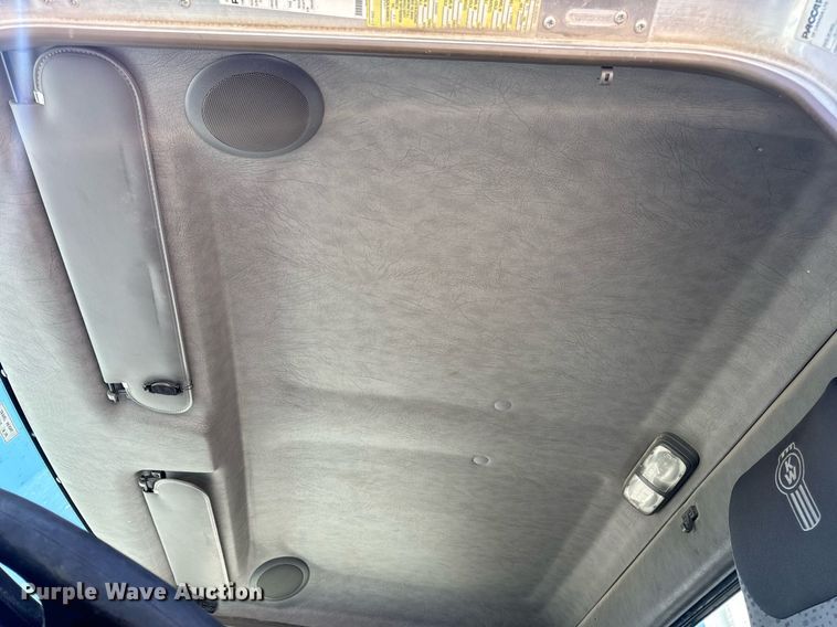 image for item DV1929 2014 Kenworth T370 bucket truck