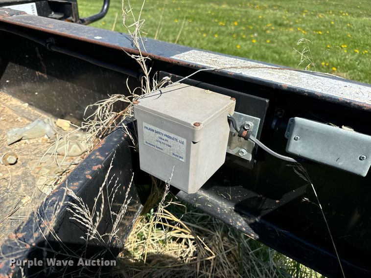 image for item DV1930 2007 Brooks Brothers OW-E equipment trailer