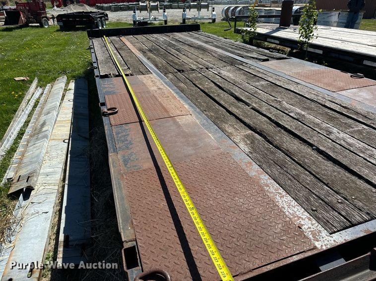 image for item DV1930 2007 Brooks Brothers OW-E equipment trailer