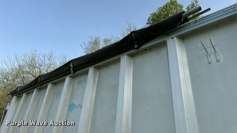 image for item DV1992 1998 Mack CL700 dump truck