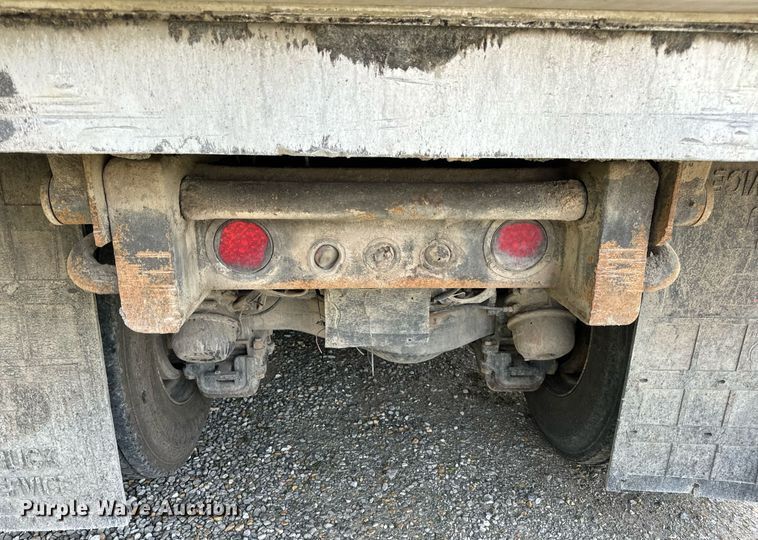image for item DV1992 1998 Mack CL700 dump truck