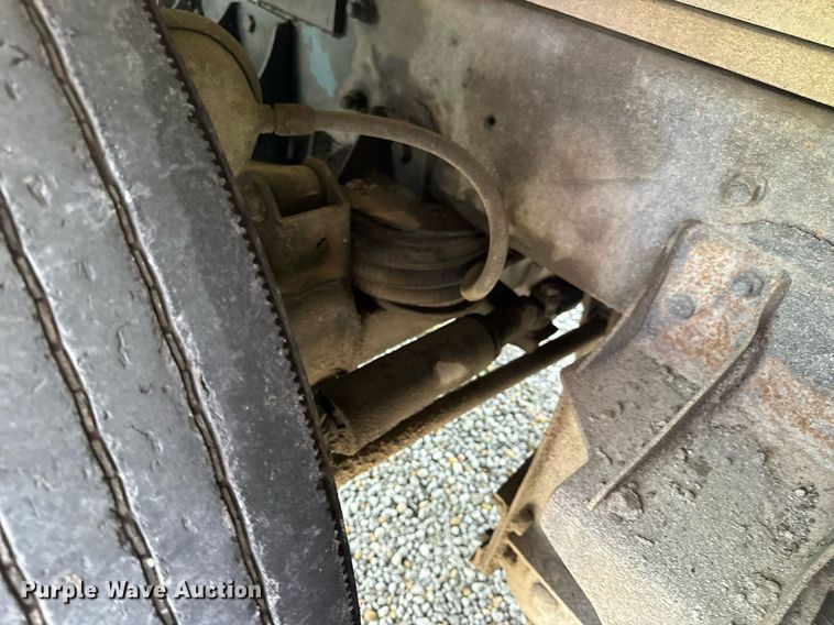 image for item DV1992 1998 Mack CL700 dump truck