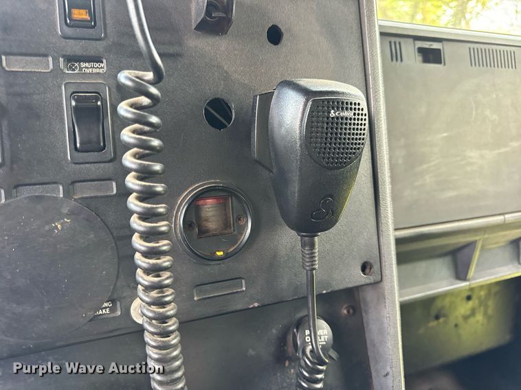 image for item DV1992 1998 Mack CL700 dump truck