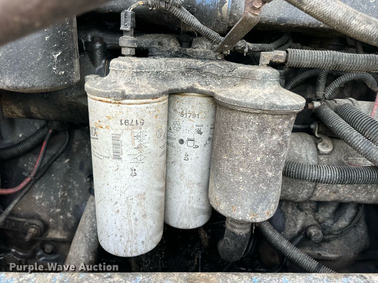 image for item DV1992 1998 Mack CL700 dump truck