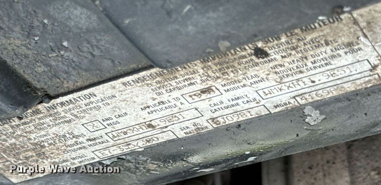 image for item DV1992 1998 Mack CL700 dump truck