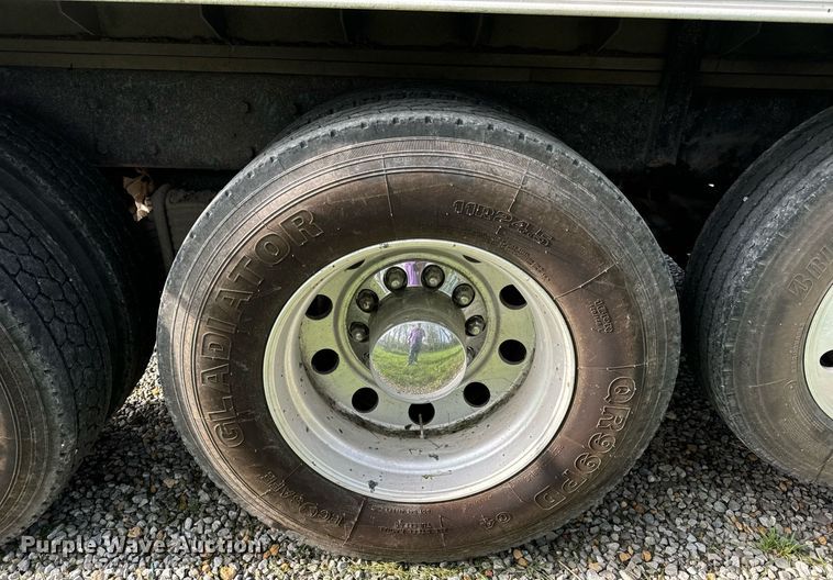 image for item DV1992 1998 Mack CL700 dump truck