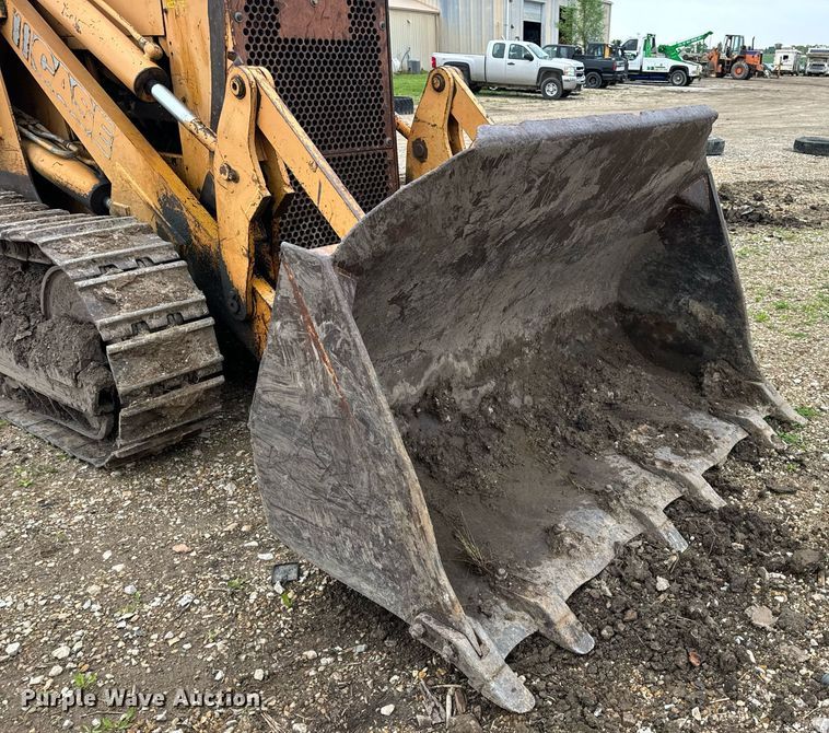 image for item DV1994 1986 Case 1455B track loader