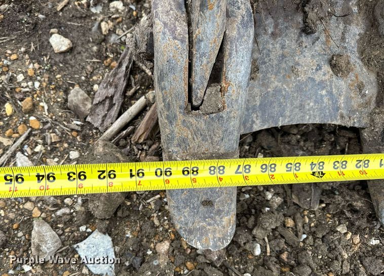 image for item DV1994 1986 Case 1455B track loader