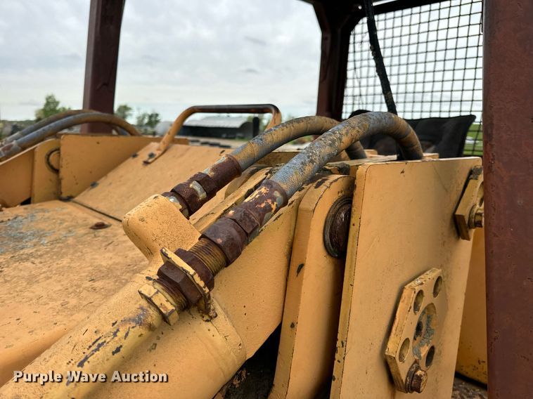 image for item DV1994 1986 Case 1455B track loader