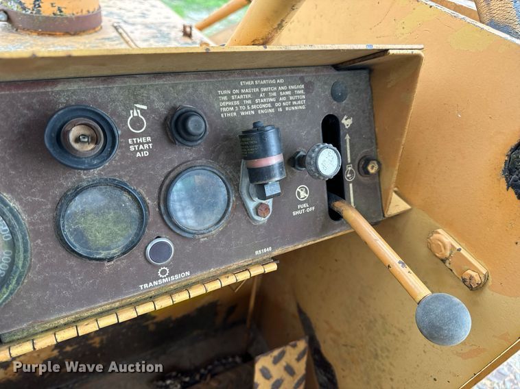 image for item DV1994 1986 Case 1455B track loader