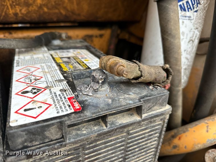 image for item DV1994 1986 Case 1455B track loader