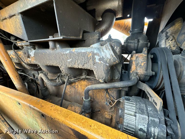 image for item DV1994 1986 Case 1455B track loader