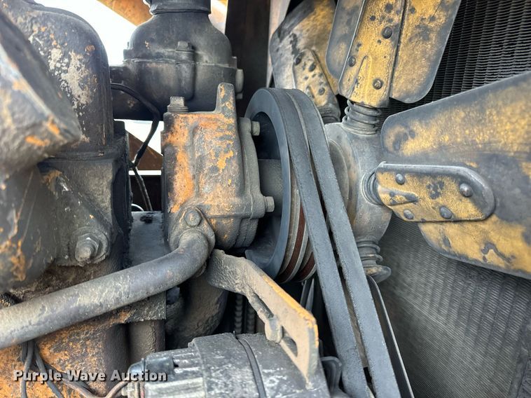 image for item DV1994 1986 Case 1455B track loader