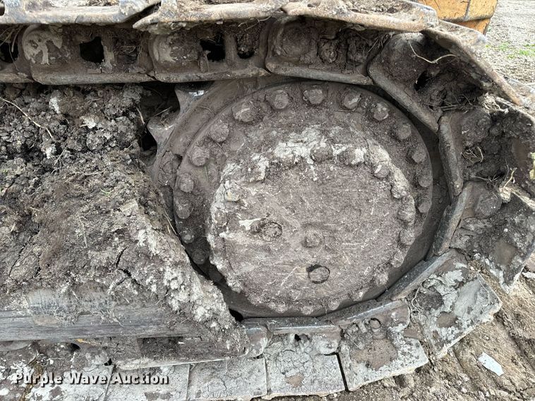 image for item DV1994 1986 Case 1455B track loader