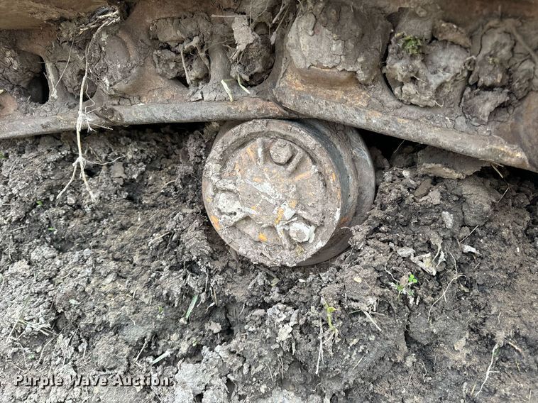 image for item DV1994 1986 Case 1455B track loader