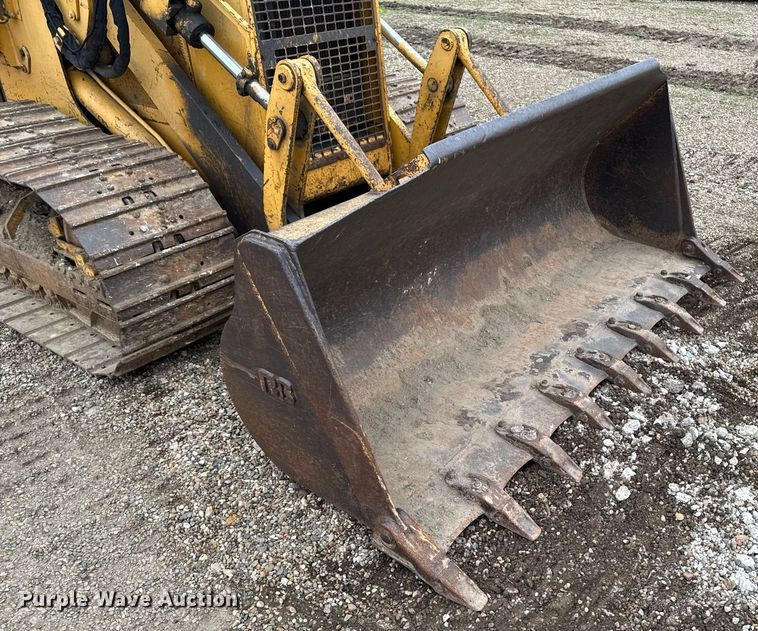 image for item DV2523 1995 John Deere 455G track loader