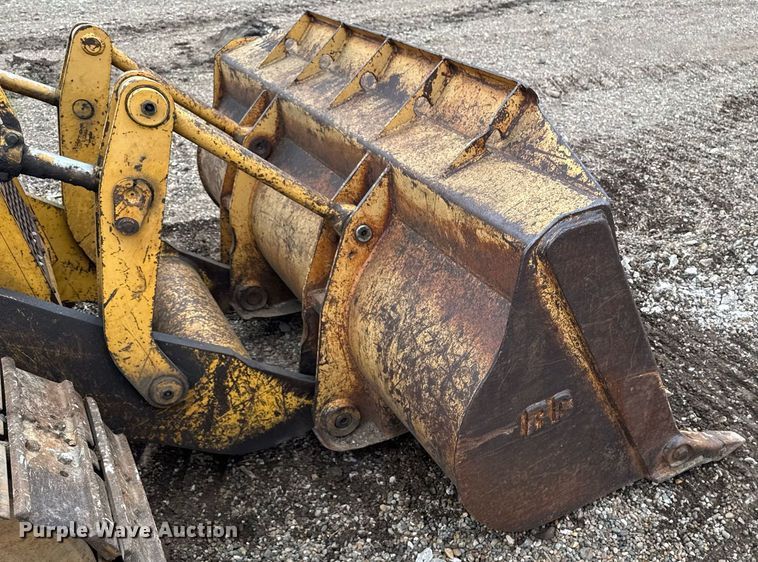 image for item DV2523 1995 John Deere 455G track loader