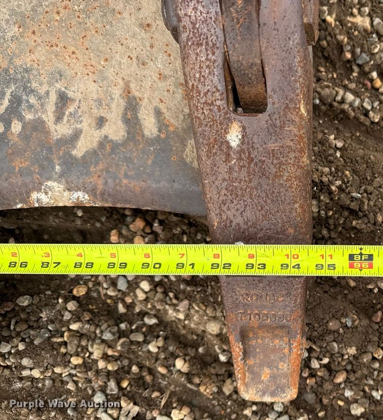 image for item DV2523 1995 John Deere 455G track loader