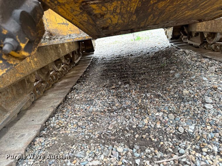 image for item DV2523 1995 John Deere 455G track loader