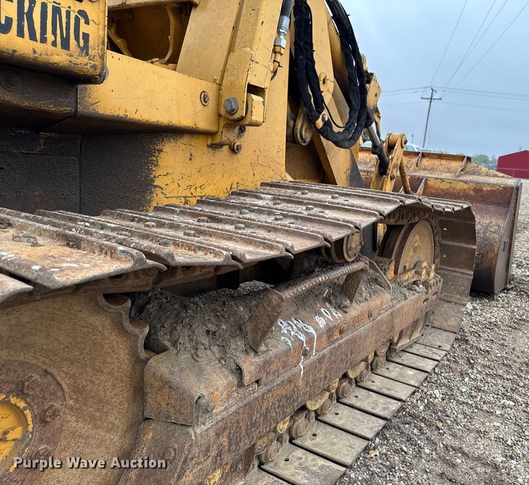 image for item DV2523 1995 John Deere 455G track loader