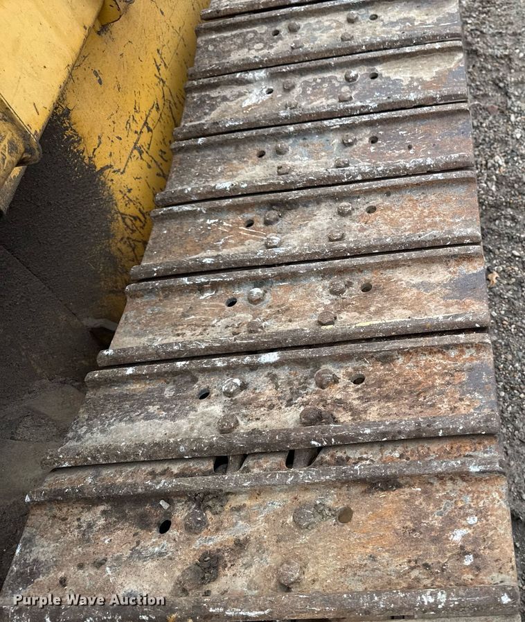 image for item DV2523 1995 John Deere 455G track loader