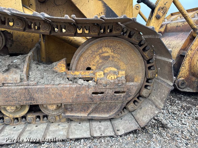 image for item DV2523 1995 John Deere 455G track loader