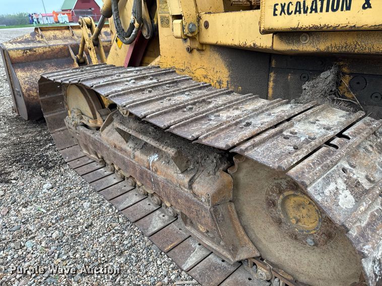 image for item DV2523 1995 John Deere 455G track loader