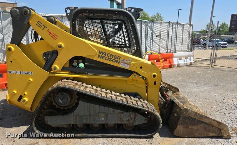 image for item DW1928 2019 Wacker Neuson ST45 tracked skid steer loader