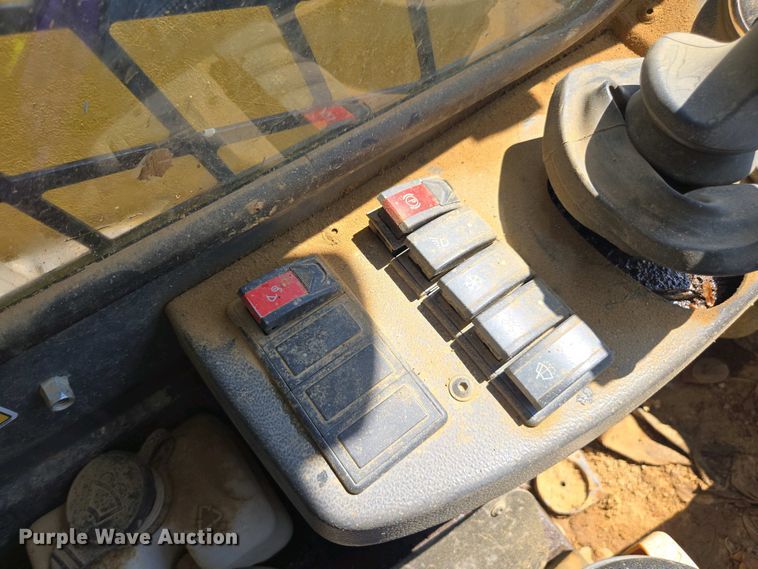 image for item DW1928 2019 Wacker Neuson ST45 tracked skid steer loader