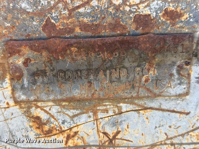 image for item DX8967 Melroe skid steer bucket