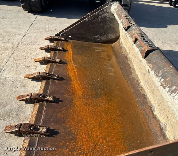 image for item DX8968 Bobcat 68 Heavy Duty skid steer bucket