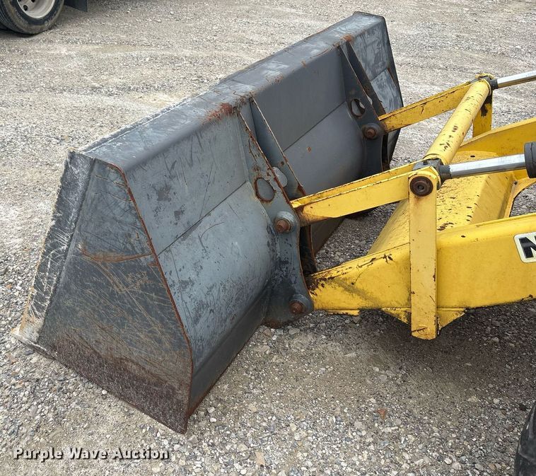 image for item DY2465 2006 New Holland B95 backhoe