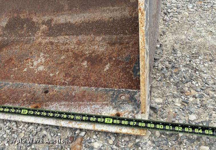 image for item DY2465 2006 New Holland B95 backhoe