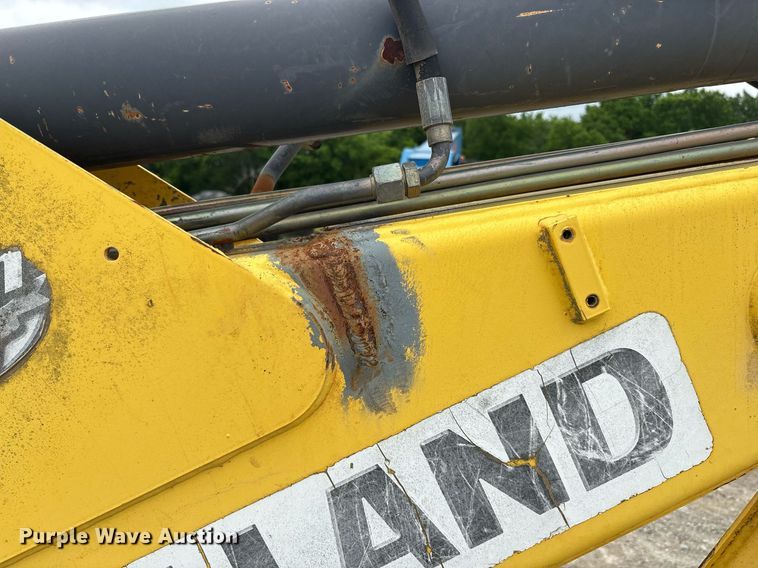 image for item DY2465 2006 New Holland B95 backhoe