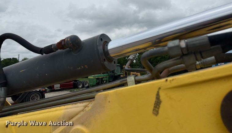 image for item DY2465 2006 New Holland B95 backhoe