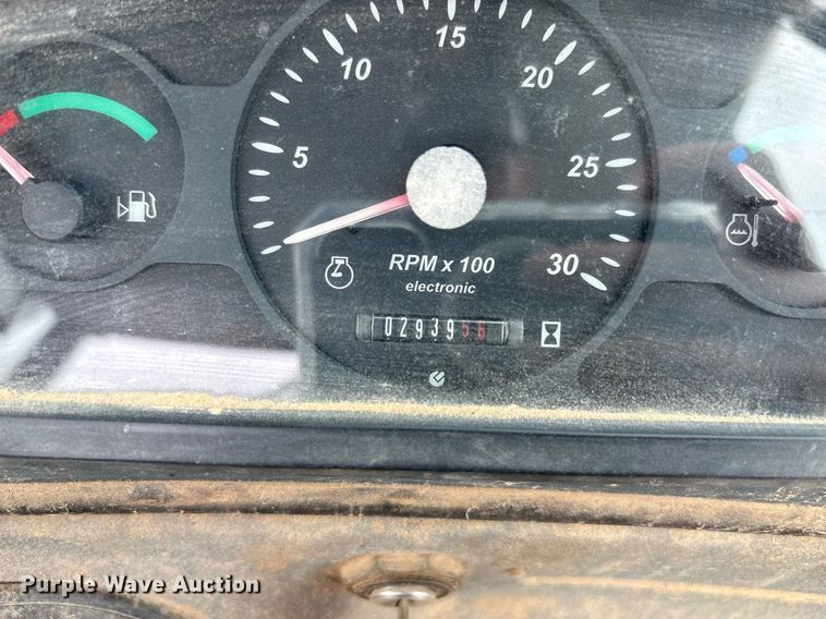 image for item DY2465 2006 New Holland B95 backhoe