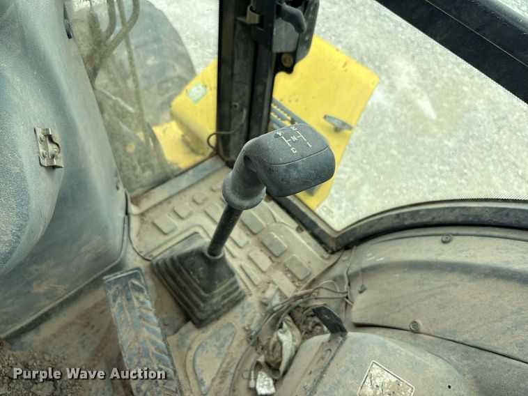 image for item DY2465 2006 New Holland B95 backhoe