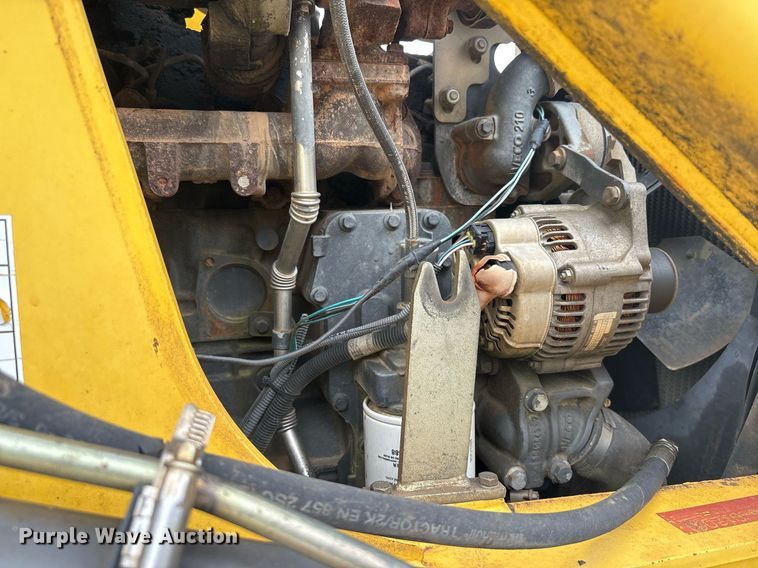 image for item DY2465 2006 New Holland B95 backhoe