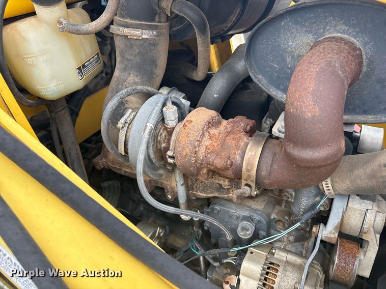 image for item DY2465 2006 New Holland B95 backhoe