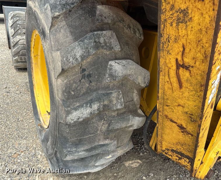 image for item DY2465 2006 New Holland B95 backhoe